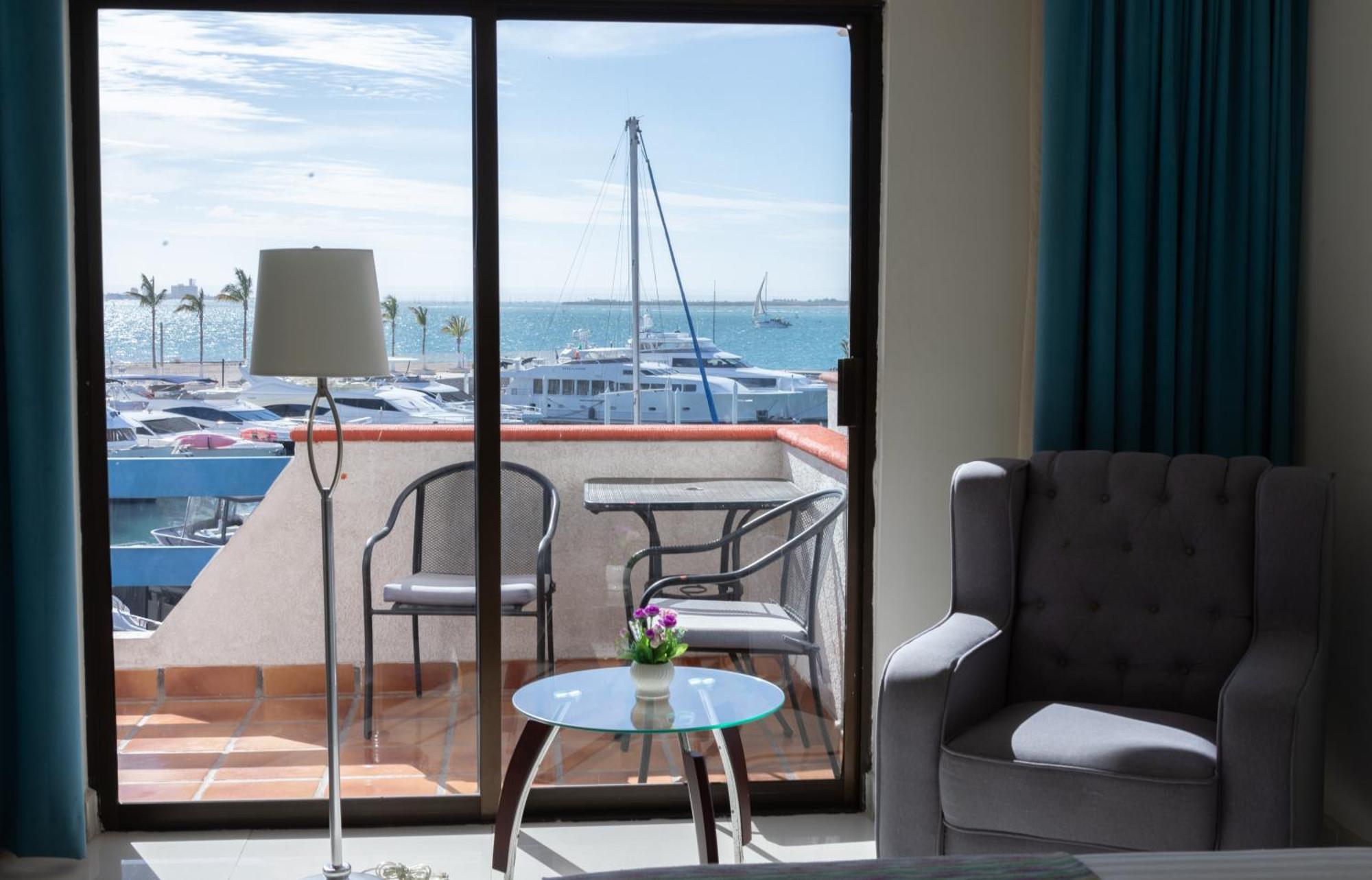 The Westmarine Waterfront Hotel La Paz Buitenkant foto